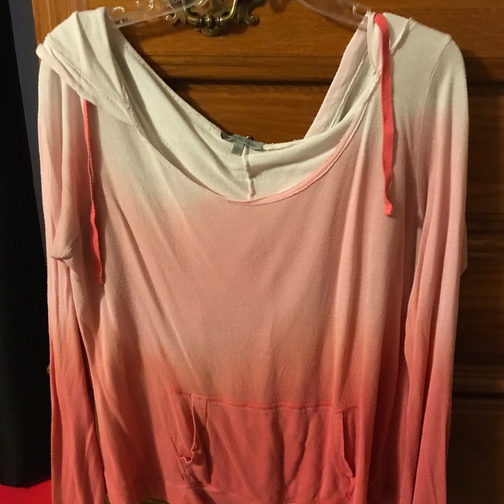 Charlotte Russe Lightweight Pullover